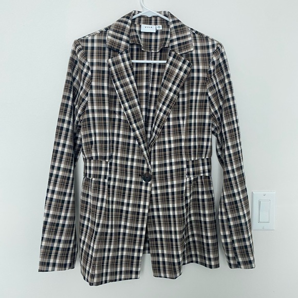 Tailored Waist Blazer in Brown Plaid - Picture 5 of 5